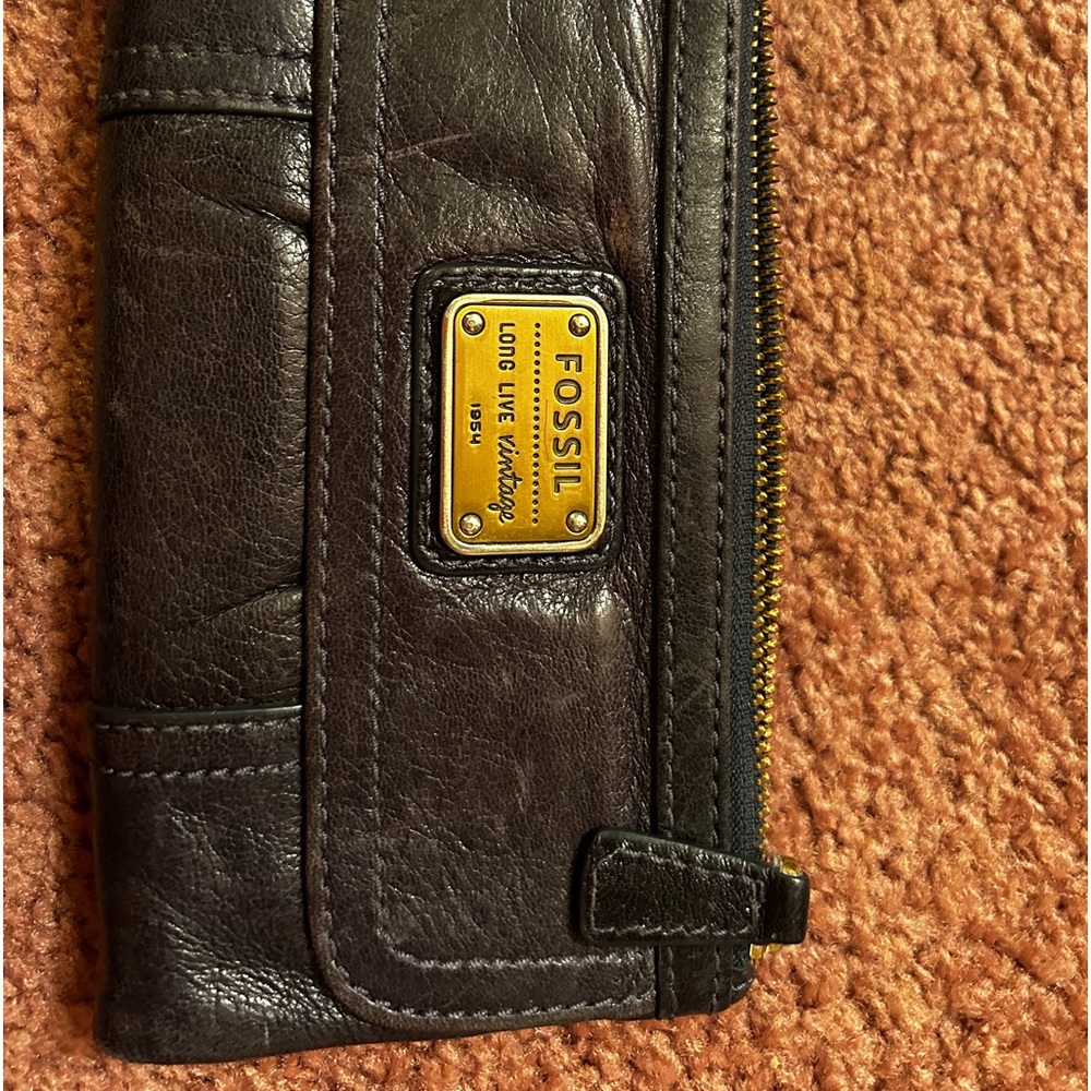 fossil soft leather